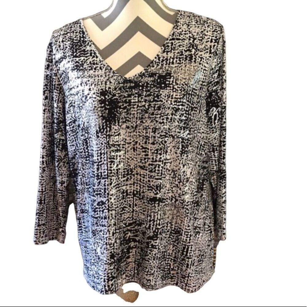 Allison Daley MEDIUM Black & Silver Top EUC